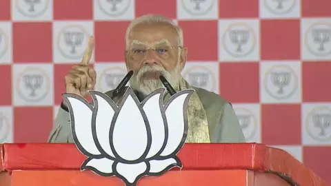 ‘कट्टा, क्रूरता, कटुता, कुशासन और करप्शन’ का प्रतीक है RJD-कांग्रेस, मुजफ्फरपुर में बोले पीएम मोदी; 10 बड़ी बातें ‘कट्टा, क्रूरता, कटुता, कुशासन और करप्शन’ का प्रतीक है RJD-कांग्रेस, मुजफ्फरपुर में बोले पीएम मोदी; 10 बड़ी बातें