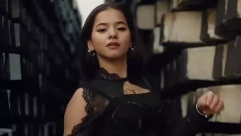 ऋषिकेश के आश्रम में कम कपड़ों में बनाई रील, भड़का हिंदू समाज... कौन हैं तनु रावत? जिन पर कार्रवाई करने की हो रही मांग ऋषिकेश के आश्रम में कम कपड़ों में बनाई रील, भड़का हिंदू समाज... कौन हैं तनु रावत? जिन पर कार्रवाई करने की हो रही मांग