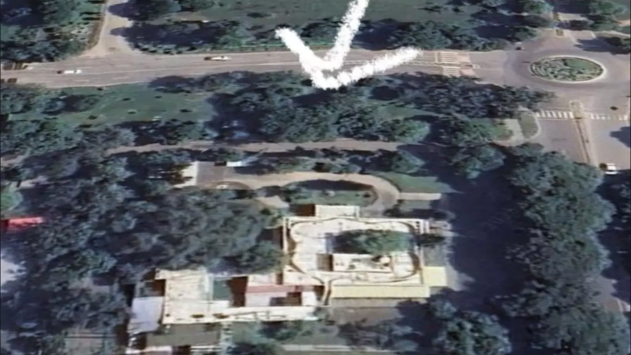 अरविंद केजरीवाल का ‘शीशमहल 2.0’! चंडीगढ़ के आलीशान बंगले की तस्वीर पर BJP-AAP आमने-सामने अरविंद केजरीवाल का ‘शीशमहल 2.0’! चंडीगढ़ के आलीशान बंगले की तस्वीर पर BJP-AAP आमने-सामने