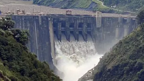 ...तो भूखों मरेगा पाकिस्तान! सिंधु नदी पर कंट्रोल मिलते ही खाक में मिलेगा आतंकिस्तान, IEP की रिपोर्ट में क्या-क्या? ...तो भूखों मरेगा पाकिस्तान! सिंधु नदी पर कंट्रोल मिलते ही खाक में मिलेगा आतंकिस्तान, IEP की रिपोर्ट में क्या-क्या?