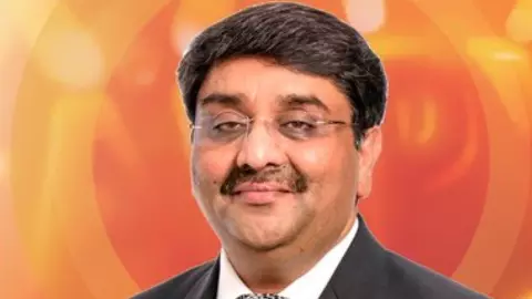 ये तो माल्या-नीरव का भी बाप निकला... बंकिम ब्रह्मभट्ट ने लगा दिया 44,39,26,75,000 रुपये का चूना, जानें कैसे हुआ खुलासा ये तो माल्या-नीरव का भी बाप निकला... बंकिम ब्रह्मभट्ट ने लगा दिया 44,39,26,75,000 रुपये का चूना, जानें कैसे हुआ खुलासा