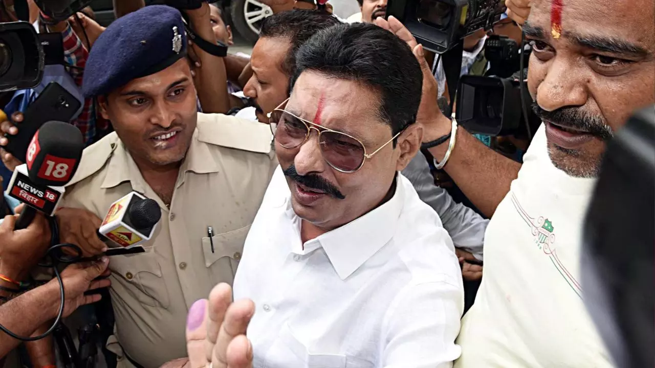 अरेस्ट होने के बाद भी मोकामा के चुनावी मैदान में बने रहेंगे बाहुबली अनंत सिंह, क्या कहता है RPA Act 1951?