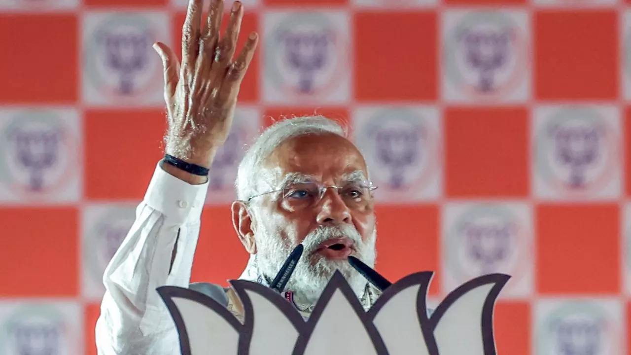 केंद्रीय कर्मचारियों की बल्ले-बल्ले, मोदी सरकार ने 2 फीसदी DA बढ़ाया; अब कितनी हो जाएगी आपकी सैलरी?