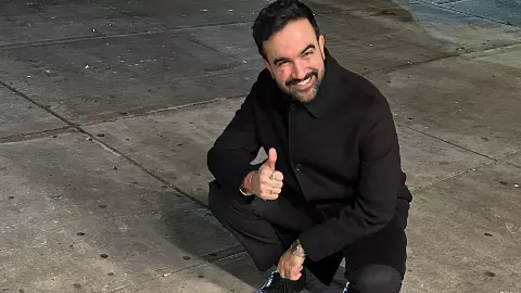 जोहरन ममदानी बने न्यूयॉर्क सिटी के मेयर, यह पद संभालने वाले पहले भारतीय-अमेरिकी मुस्लिम जोहरन ममदानी बने न्यूयॉर्क सिटी के मेयर, यह पद संभालने वाले पहले भारतीय-अमेरिकी मुस्लिम