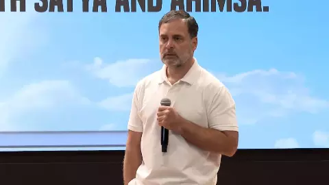 ब्राजीलियन मॉडल ने हरियाणा चुनाव में 22 बार कैसे डाले वोट? राहुल गांधी के खुलासे से मचा बवाल ब्राजीलियन मॉडल ने हरियाणा चुनाव में 22 बार कैसे डाले वोट? राहुल गांधी के खुलासे से मचा बवाल