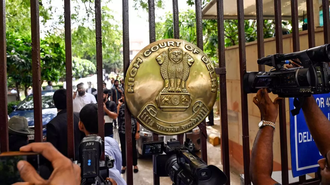 दिल्ली हाईकोर्ट के जज के घर में लगी आग, तो खुला कमरे से बड़ा राज; कॉलेजियम ने की कार्रवाई