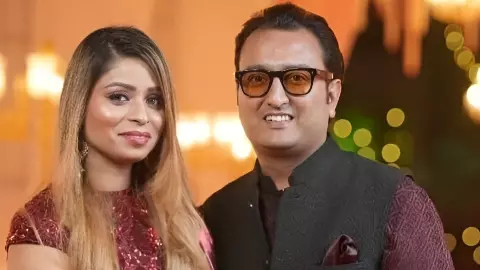 रहस्यमय ढंग से गायब से गायब हुआ देहरादून के बिल्डर शाश्वत गर्ग और पूरा परिवार! करोड़ों की ठगी का शक, जांच में जुटी पुलिस रहस्यमय ढंग से गायब से गायब हुआ देहरादून के बिल्डर शाश्वत गर्ग और पूरा परिवार! करोड़ों की ठगी का शक, जांच में जुटी पुलिस