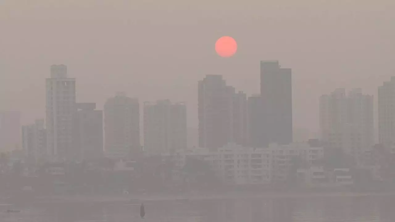 क्‍या मुंबई में चलना बंद हो जाएंगी डीजल गाड़‍ियां? शहर में बढ़ते प्रदूषण पर हाईकोर्ट की बड़ी टिप्‍पणी