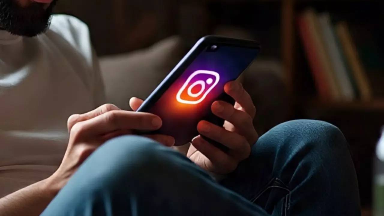 जहर पीकर इंस्टा पर किया पोस्ट, मेटा ने दिया थाने को अलर्ट, सिर्फ 12 मिनट में बरेली पुलिस ने ऐसे बचाई शख्स की जान