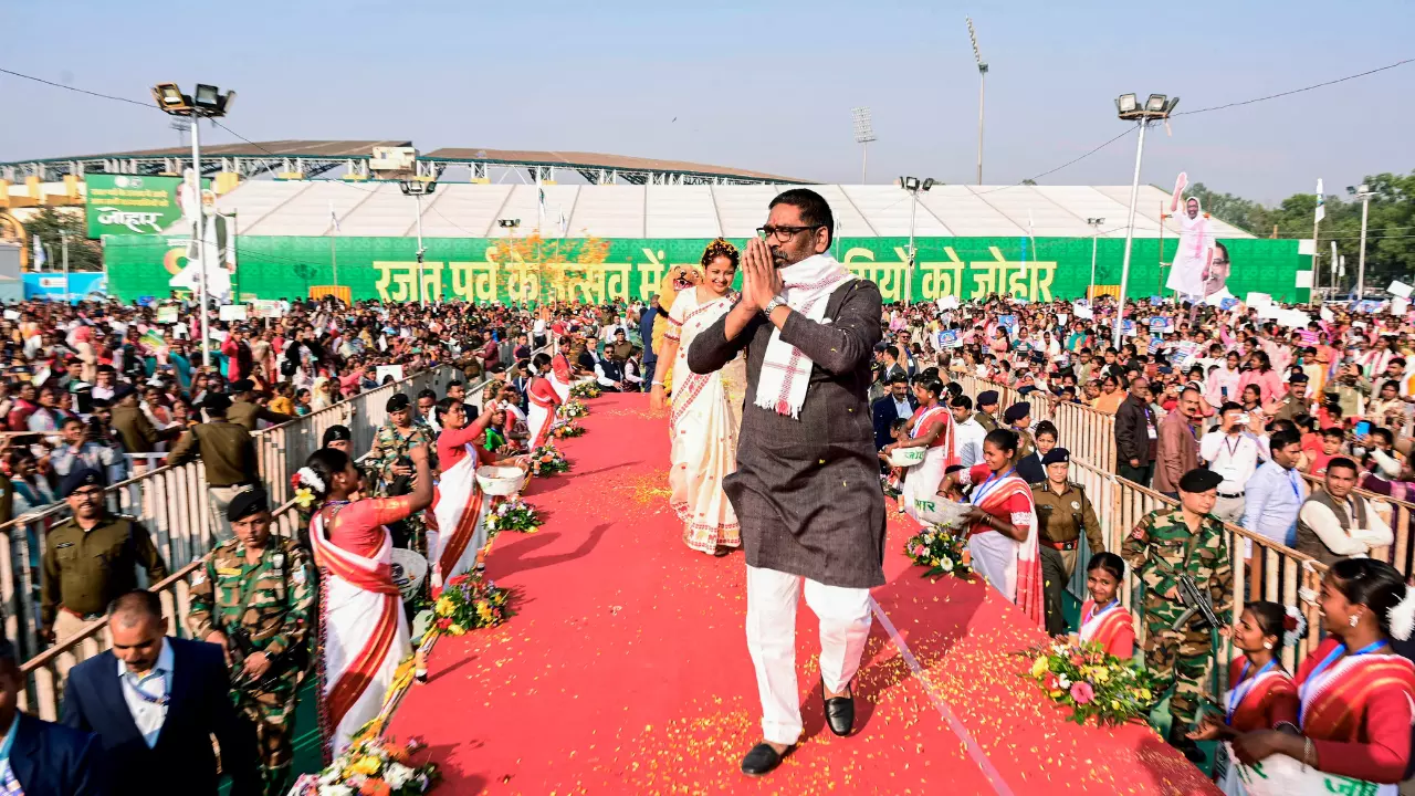 Jharkhand by-poll में JMM का बदला पूरा! हेमंत सोरेन ने कैसे बदल दिया पूरा खेल? BJP को मिली करारी हार