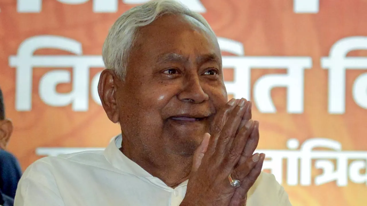 सीएम नीतीश लेकिन डिप्टी सीएम नहीं रहेंगे सम्राट चौधरी-विजय सिन्हा, दिल्ली में तैयार ब्लू प्रिंट में क्या-क्या?