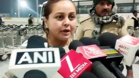 लालू परिवार में बड़ी दरार: रोहिणी ने दिया दर्द भरा ‘श्राप’, बोलीं - भगवान करे, इस घर में बेटी कभी न आए लालू परिवार में बड़ी दरार: रोहिणी ने दिया दर्द भरा ‘श्राप’, बोलीं - भगवान करे, इस घर में बेटी कभी न आए