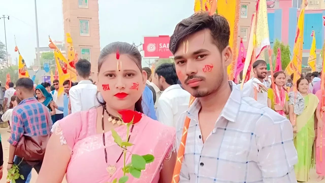 गुड नाईट, शव मम्मी-पापा को दे देना...पार्टी से आने के बाद फंदे से लटका मिला दंपति का शव, पांच साल पहले की थी लव मैरिज