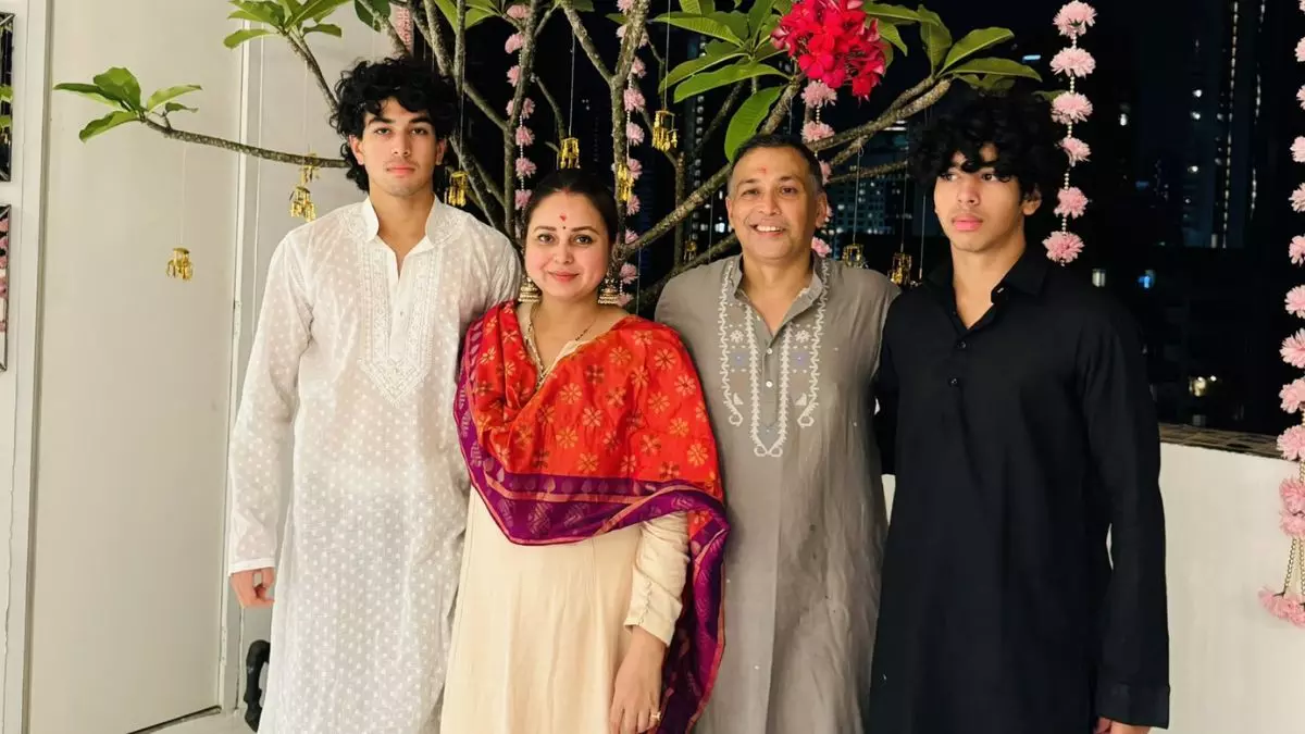 कौन हैं रोहिणी आचार्य के पति, क्या है बिजनेस और कब हुई शादी? जानें लालू यादव और IAS दोस्त के रिश्तेदार बनने की अनसुनी कहानी