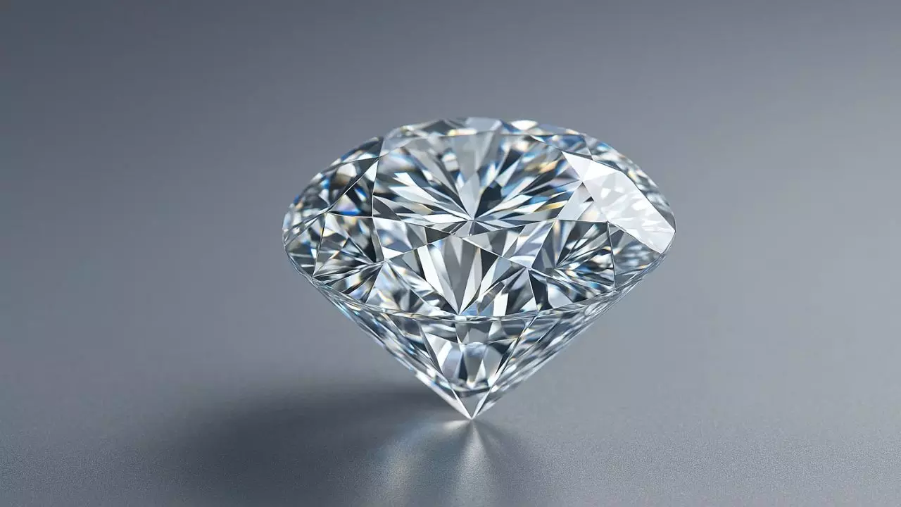 Diamond Gemstone Benefits: हीरा पहनने से बदल जाएगी जिंदगी! जानें इसे धारण करने के नियम और चमत्कारी लाभ