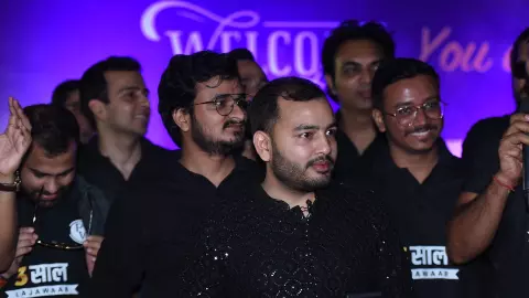 PhysicsWallah IPO की आज शेयर बाजार में लिस्टिंग: ग्रे मार्केट में धूम, पहले दिन ही मजबूत प्रीमियम पर खुलने के संकेत PhysicsWallah IPO की आज शेयर बाजार में लिस्टिंग: ग्रे मार्केट में धूम, पहले दिन ही मजबूत प्रीमियम पर खुलने के संकेत