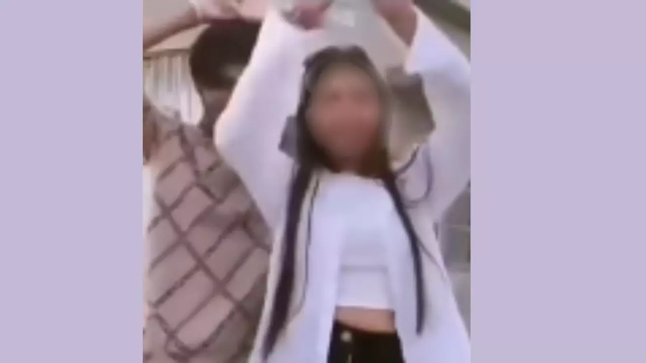 15 मिनट 38 सेंकड के Sofik के कथित Viral MMS कांड ने सोशल में मचाया बवाल! देखिए हैरान कर देना वाला Video