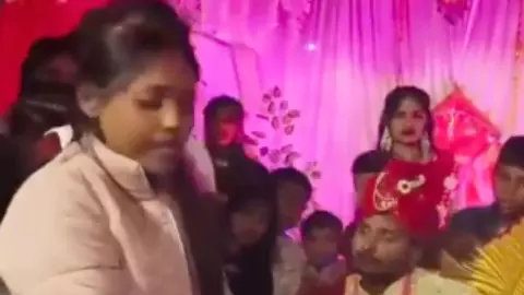 ये मेरा पति है, मुझे गिरवी करके कार खरीदी है; बिना तलाक दिए दूसरी शादी करने जा रहा विनय- मैरिज सर्टिफिकेट लेकर मंडप पहुंची पत्नी