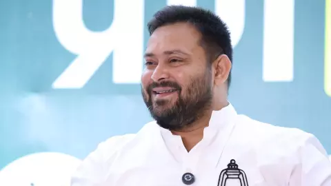 उम्मीद है सरकार चुनावी वादे पूरे करेगी, नीतीश कुमार के शपथ लेते ही तेजस्वी यादव ने दी नेक सलाह उम्मीद है सरकार चुनावी वादे पूरे करेगी, नीतीश कुमार के शपथ लेते ही तेजस्वी यादव ने दी नेक सलाह