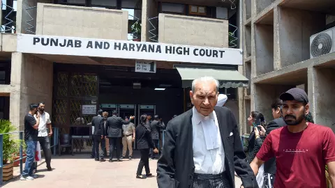 MLA के सामने न खड़े होने पर कार्रवाई? HC ने कहा - ‘समझ से परे’, हरियाणा पर 50k जुर्माना, डॉक्टर को NOC जारी करो MLA के सामने न खड़े होने पर कार्रवाई? HC ने कहा - ‘समझ से परे’, हरियाणा पर 50k जुर्माना, डॉक्टर को NOC जारी करो