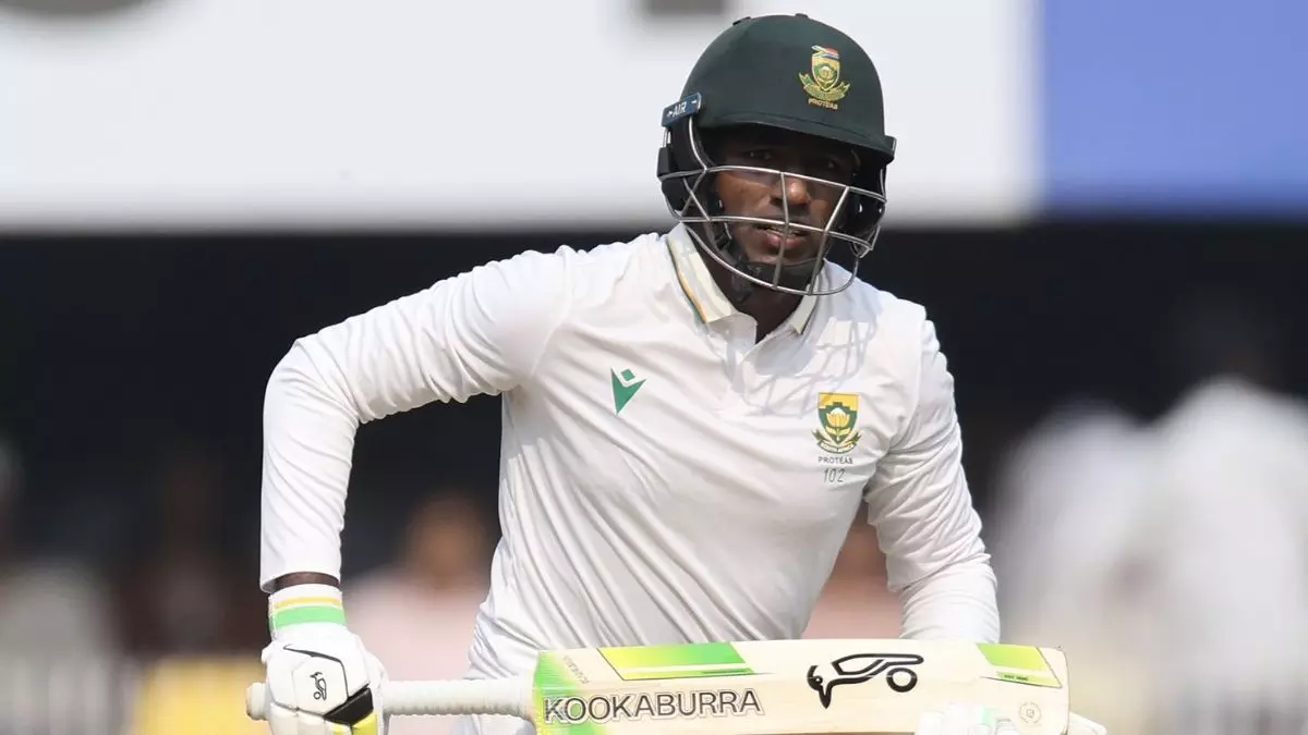 कौन हैं Senuran Muthusamy, जिन्होंने गुवाहाटी टेस्ट में जड़ा करियर का पहला शतक? भारत से है खास कनेक्शन