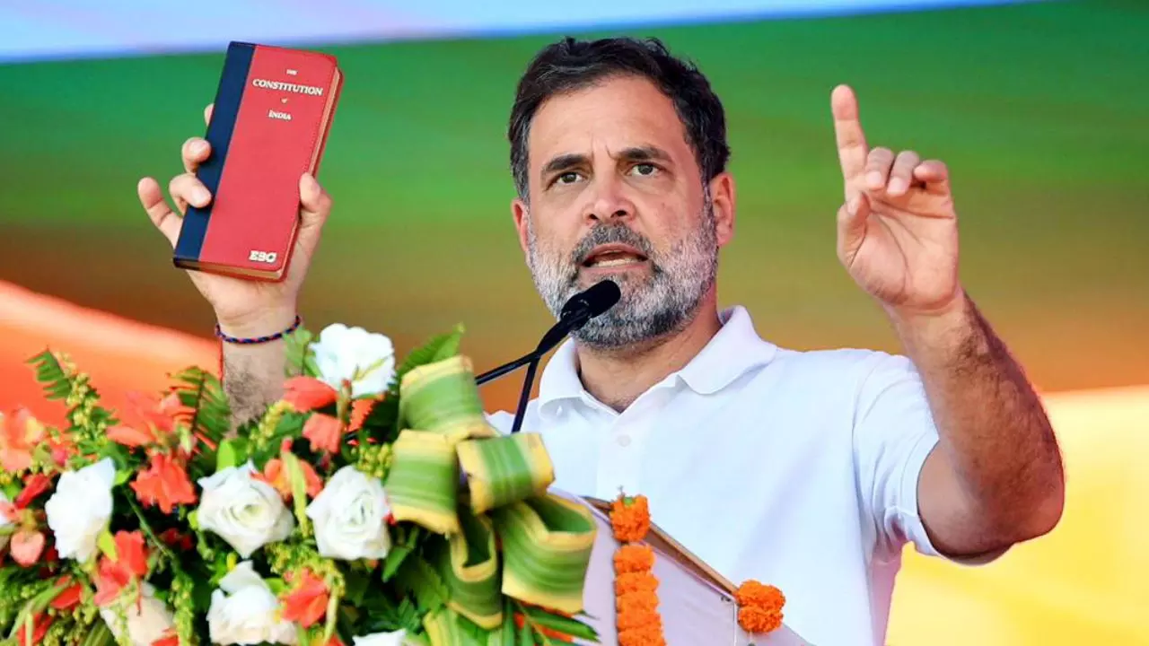 CJI सूर्यकांत के शपथ ग्रहण समारोह से गायब रहे राहुल गांधी, BJP ने कहा- संसद में हंगामा करने के अलावा...