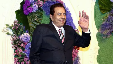 कितनी है धर्मेंद्र की नेटवर्थ? लग्जरी गाड़ियों के थे शौकीन, जानें कौन सी थी फेवरेट कार