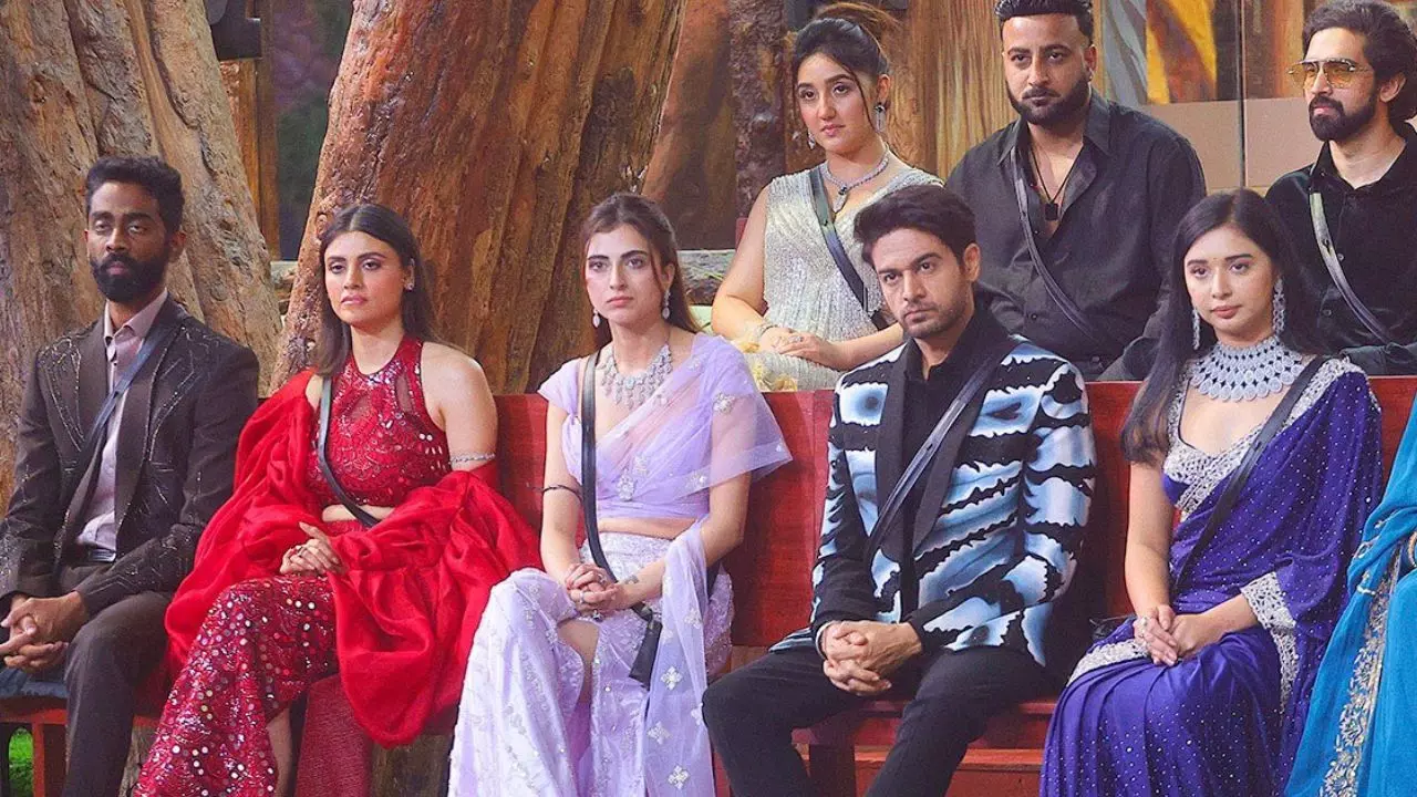 Bigg Boss 19 : इन चार सदस्यों को मिला टिकट टू फिनाले, ये कंटेस्टेंट हुए रेस से बाहर