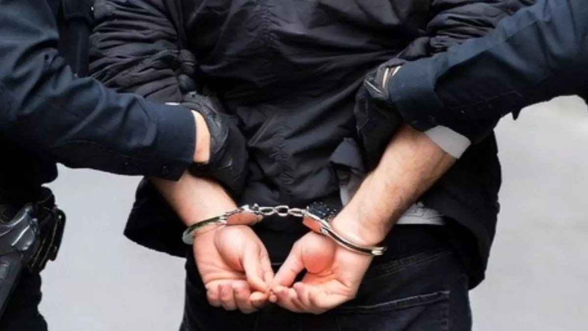 कर्ज वसूलने के लिए बच्ची को 3 लाख में बेचा, पुलिस की गिरफ्त में आरोपी