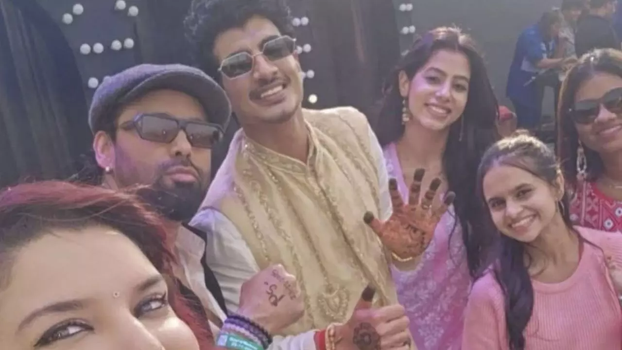 कौन हैं कोरियोग्राफर Nandika Dwivedi? शादी के दिन पहले जिनके साथ रंगे हाथ पकड़े गए थे Palash Muchhal!