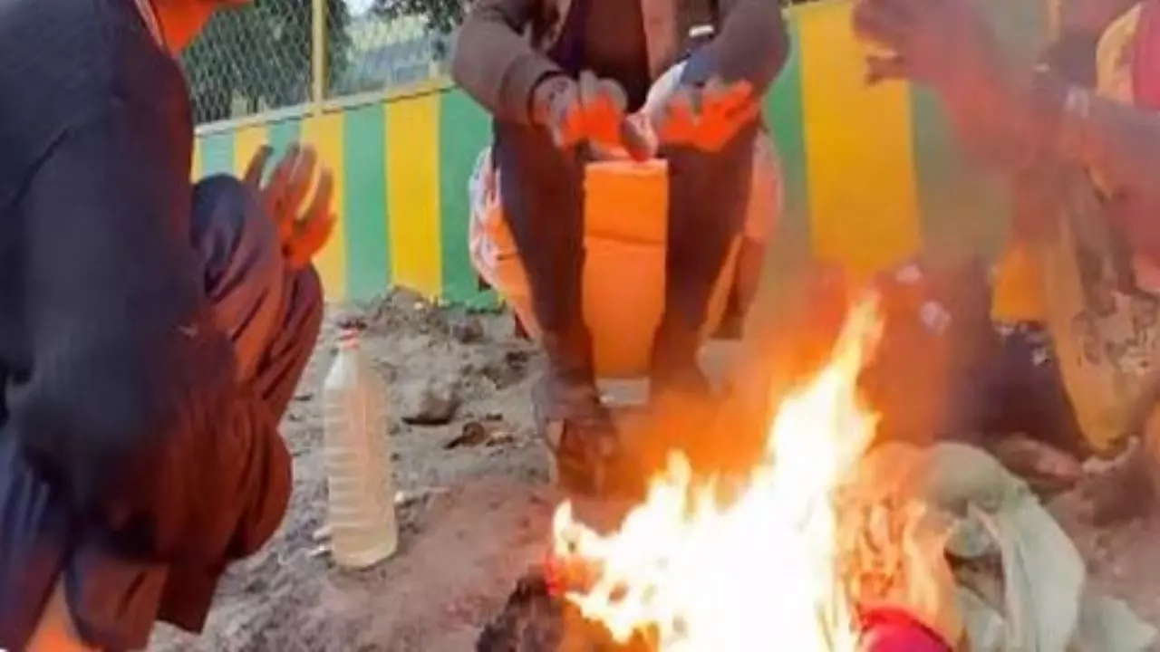 दिल्ली में दिसंबर के पहले हफ्ते से पड़ेगी कड़ाके की ठंड, राजस्थान-मध्य प्रदेश में कम कोहरे से यातायात प्रभावित