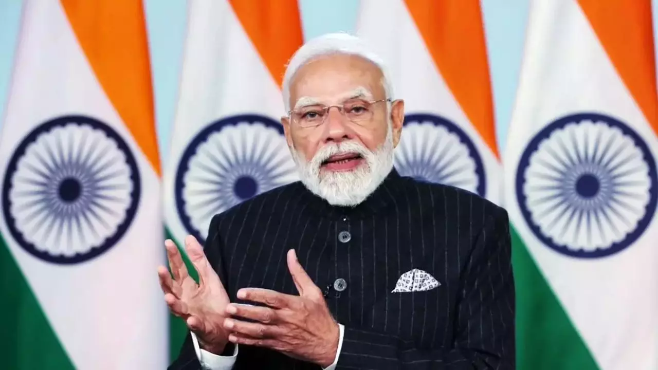 इसरो के ड्रोन कंपटीशन में Gen-Z, INS माहे और उत्तराखंड टूरिज्म... पढ़ें पीएम मोदी के मन की बात की 10 बड़ी बातें