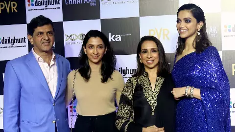 साली साहिबा के मैचमेकर बनें Ranveer Singh! देओल परिवार के कनेक्शन में सगाई कर रही हैं Anisha Padukone साली साहिबा के मैचमेकर बनें Ranveer Singh! देओल परिवार के कनेक्शन में सगाई कर रही हैं Anisha Padukone