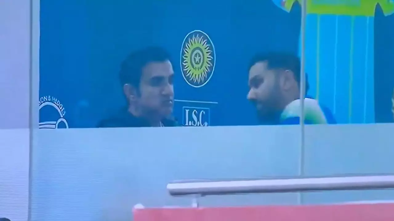 रांची वनडे में रोमांचक जीत के बाद ड्रेसिंग रूम का ‘टेंशन मोमेंट’ - रोहित का हेड-शेक, गंभीर की सख़्त बातचीत, कैमरे में कैद हुआ पूरा सीन