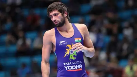 ओलंपिक मेडल विजेता रवि दहिया की पत्नी रिचा कौन? पहलवान ने दहेज में महज 1 रुपया लेकर किसान की बेटी से रचाई शादी