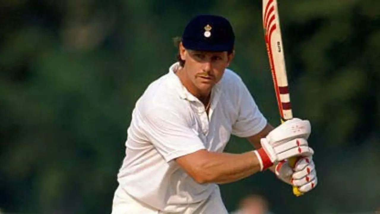 एशेज सीरीज के बीच इंग्लैंड क्रिकेट में पसरा मातम, पूर्व दिग्गज रॉबिन स्मिथ का 62 साल की उम्र में हुआ निधन