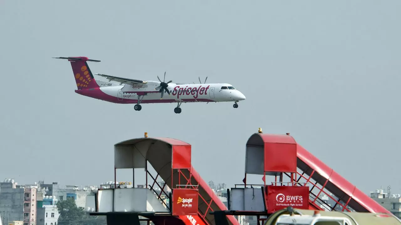 भारत के बड़े एयरपोर्ट साइबर निशाने पर! क्‍या होती है GPS Spoofing और कितनी खतरनाक है यह?