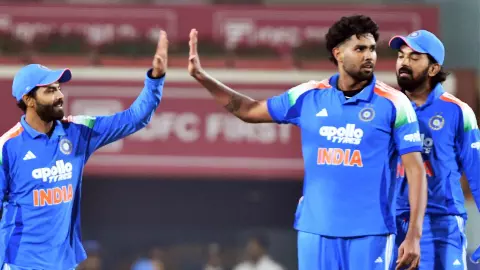 IND vs SA 2nd ODI: हर्षित राणा को लगा झटका, रांची वनडे में ये हरकत करना पड़ा भारी; ICC ने सुनाई सजा IND vs SA 2nd ODI: हर्षित राणा को लगा झटका, रांची वनडे में ये हरकत करना पड़ा भारी; ICC ने सुनाई सजा