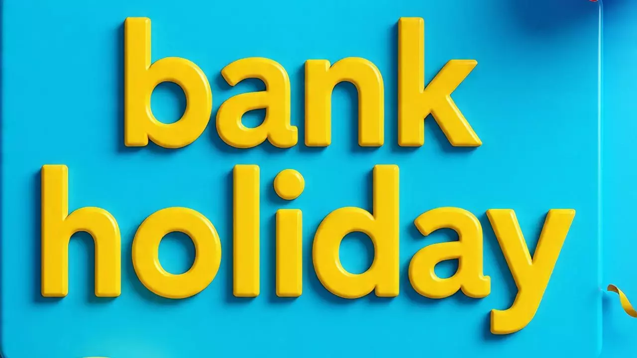 रक्षाबंधन पर बहन को देने के लिए कम न पड़ जाएं पैसे! अगस्त में इतने दिन बंद रहेंगे बैंक, देख लीजिए हॉलिडे लिस्ट