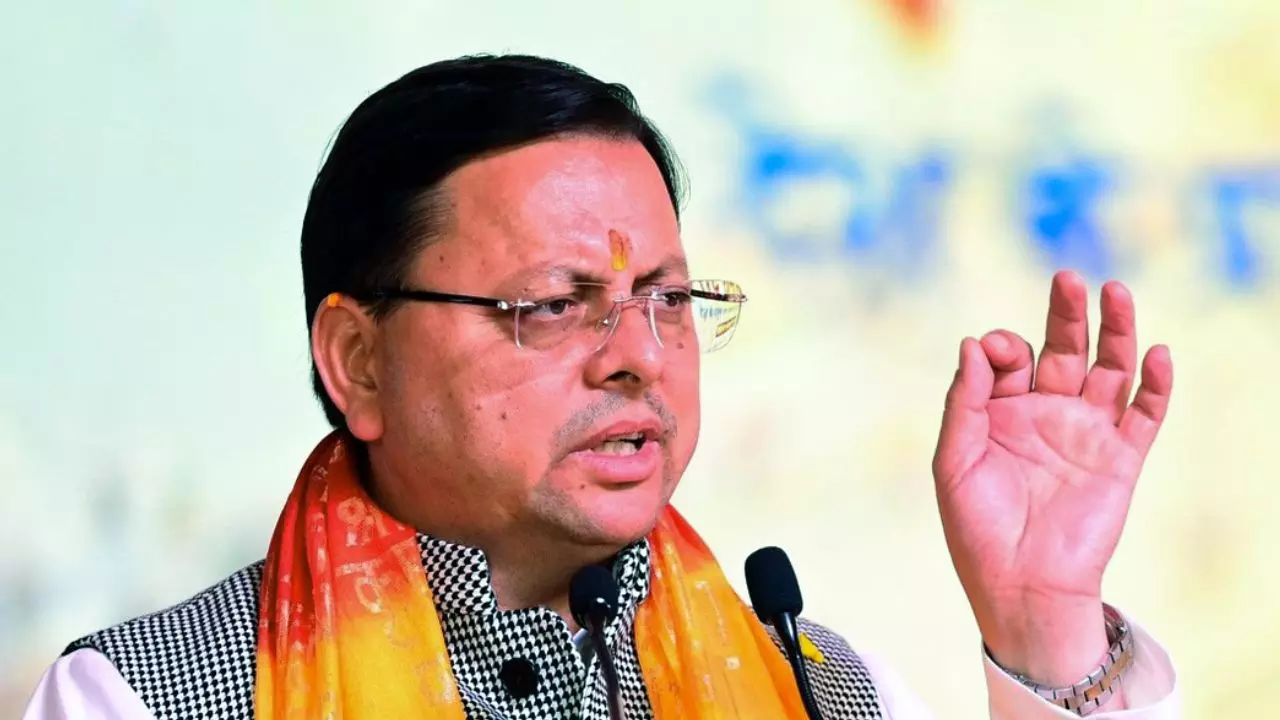 अब नहीं चलेगा पाखंड का प्रपंच, ढोंगी बाबाओं की दुकानों पर ताला लगाएगी धामी सरकार, जानें क्या है ऑपरेशन कालनेमि?