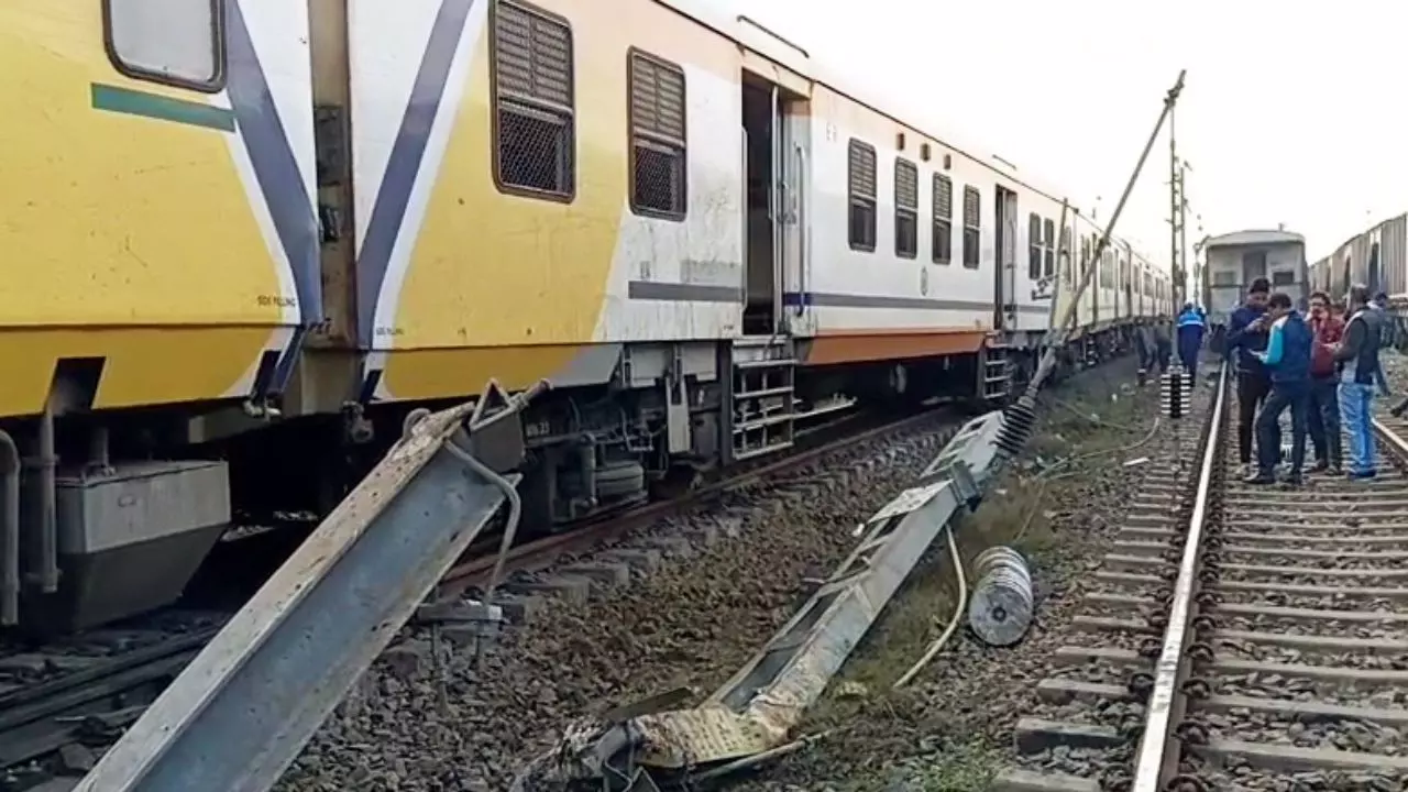 ट्रेनों में सफाई को लेकर आधे से ज्‍यादा यात्री दुखी, CAG की रिपोर्ट में शिकायतों का अंबार; पर कुछ पॉजिटिव भी है...