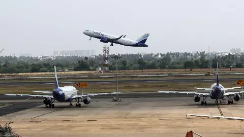 क्‍या हैं New Pilot Roster Norms जिनकी वजह से IndiGo की 150 उड़ानें हुईं कैंसिल?
