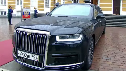 पुतिन की Aurus Senat कार : गोलियों, मिसाइलों और केमिकल अटैक से बचने वाला ‘स्टील का दानव’, ट्रंप के Cadillac Beast से कितनी अलग पुतिन की Aurus Senat कार : गोलियों, मिसाइलों और केमिकल अटैक से बचने वाला ‘स्टील का दानव’, ट्रंप के Cadillac Beast से कितनी अलग