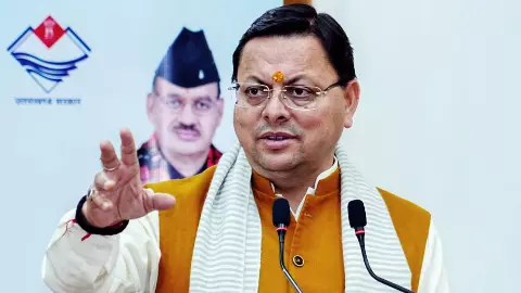 नीली-पीली-हरी चादर बिछाकर... सीएम धामी का बड़ा बयान, फर्जी दस्तावेज बनाकर भूमि कब्जाने वालों पर कार्रवाई तेज