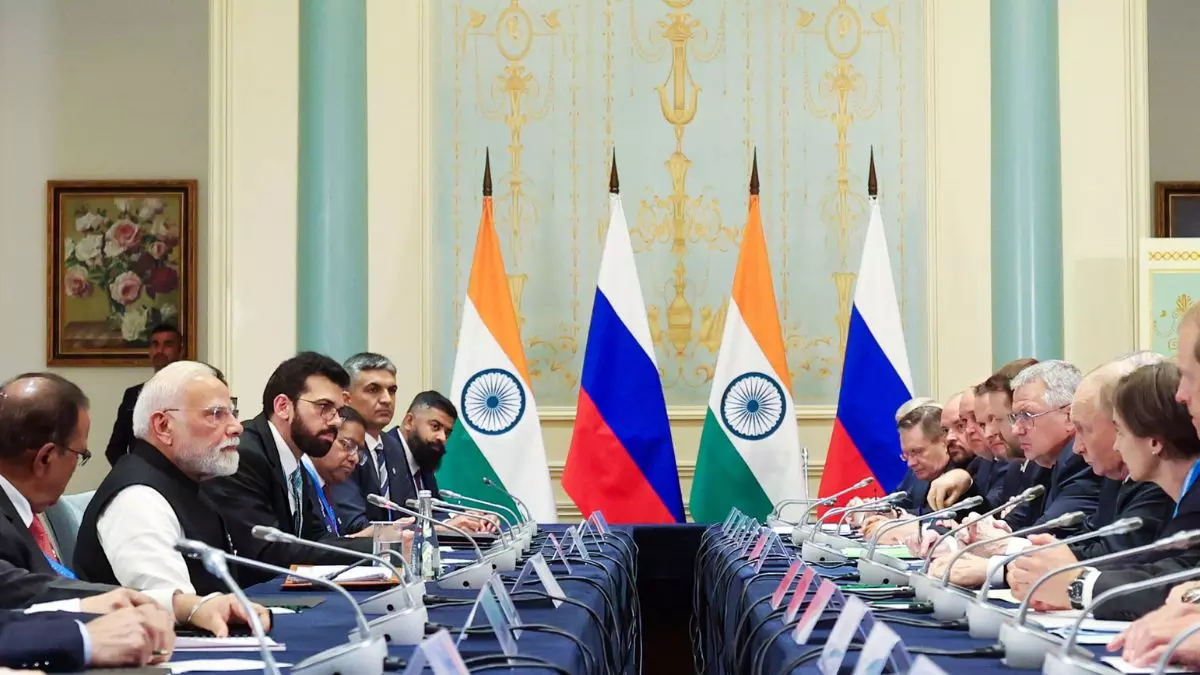 रूस से S-400 से लेकर BrahMos-NG तक हुई चर्चा, लेकिन क्या मोदी-पुतिन की मीटिंग में S-500 एयर डिफेंस सिस्टम पर बनेगी बात?