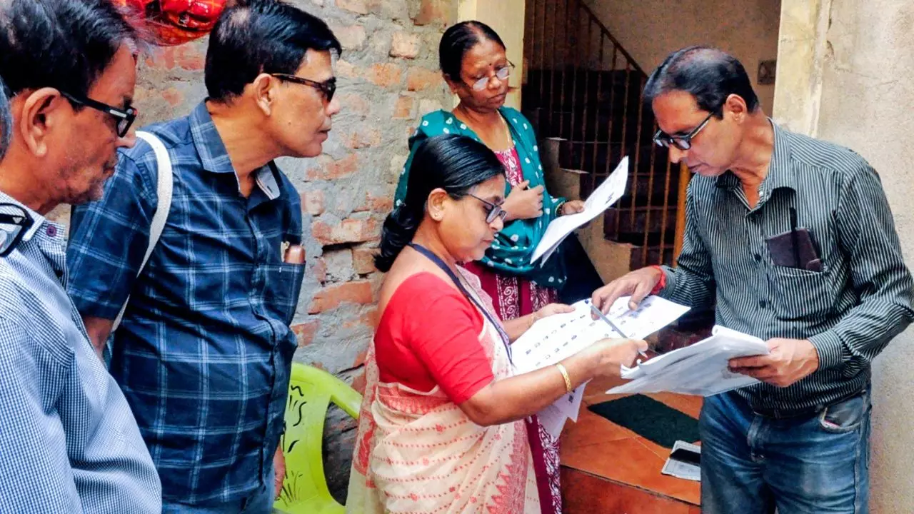 असम में SIR के दौरान अब तक 29.68 लाख परिवारों का पूरा हुआ सर्वे, मृत पाए गए 1.67 लाख मतदाता; आंकड़े आए सामने