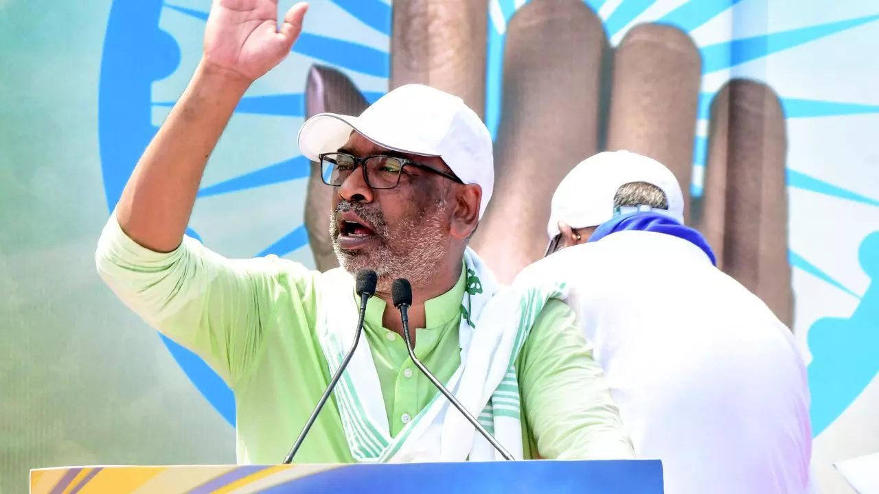 झारखंड में इंफ्लुएंसर्स के लिए तोहफा, सरकार देगी 10 लाख तक का इनाम! जानें कैसे कमा सकते हैं आप पैसे?