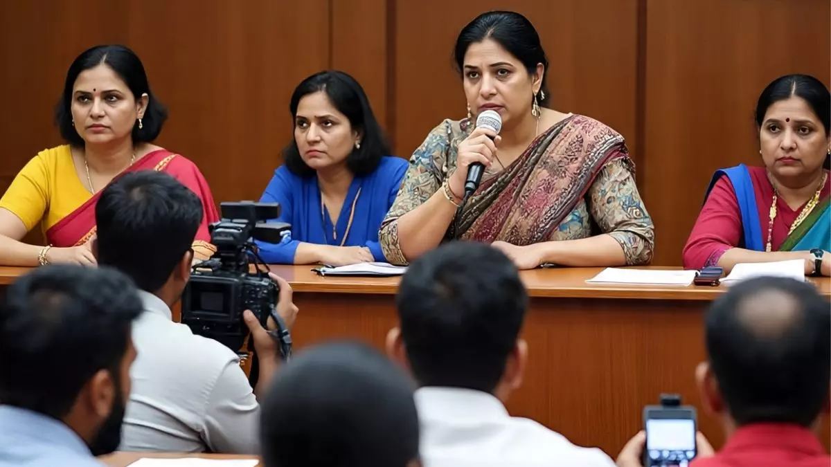 हरियाणा महिला आयोग ने लिव-इन रिलेशनशिप को बताया समाज के लिए अभिशाप, कहा- पुराने रीति रिवाज अपनाएं