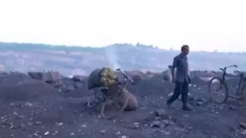 4 दिन से हो रहा जहरीली गैस का रिसाव, 2 महिलाओं की मौत के बाद अधिकारियों की खुली नींद! स्थानीय लोगों ने लगाए आरोप