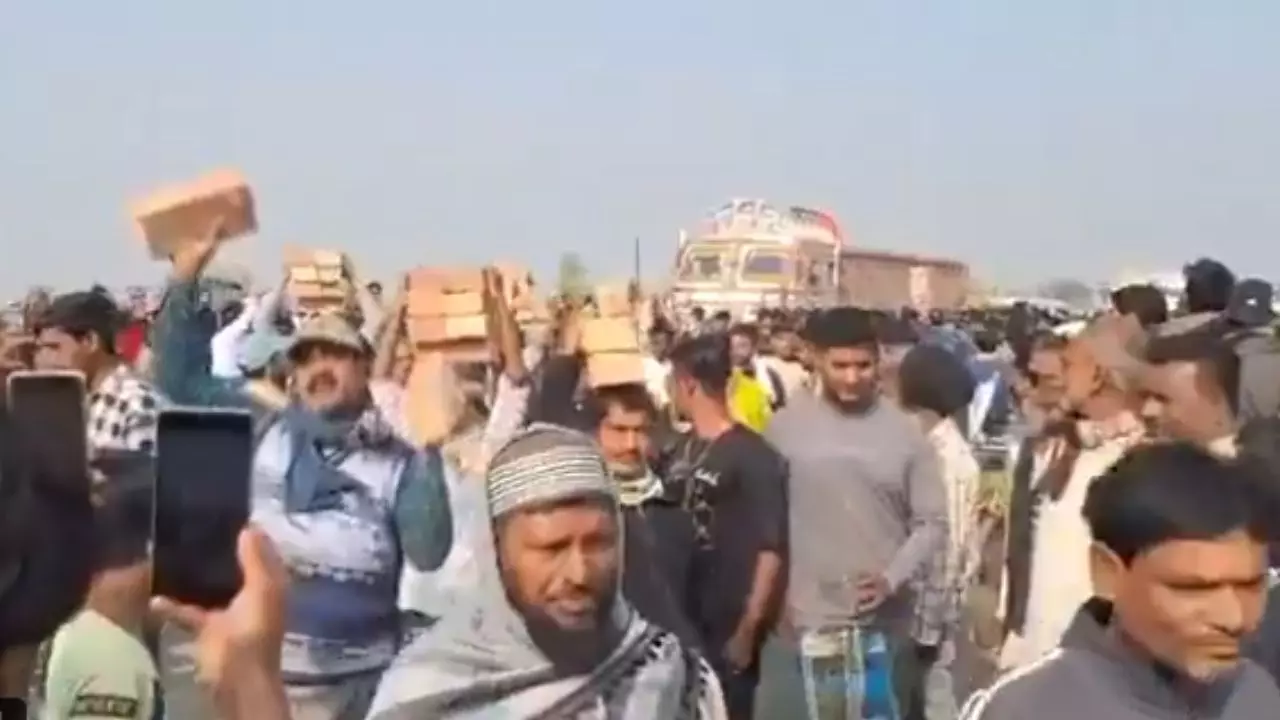 हुमायूं ने किया नई बाबरी का शिलान्यास,  सऊदी मौलवी और बिरयानी दावत पर सियासी बवाल!  BJP ने बताया- वोट बैंक